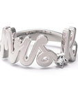 K / White Gold