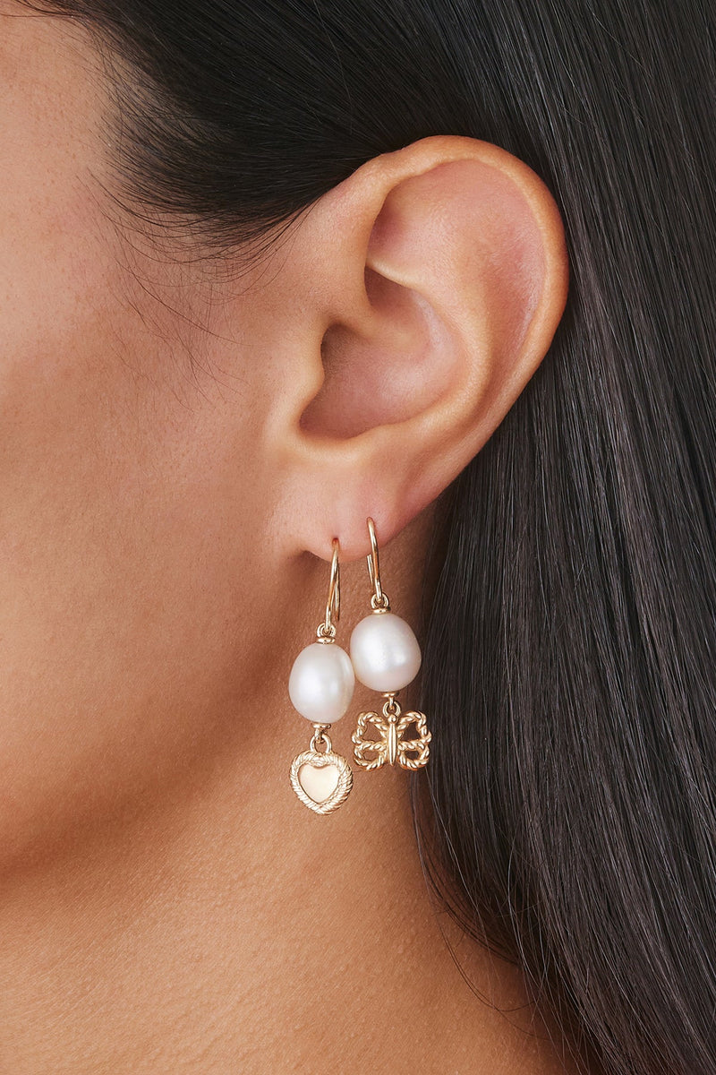 Solid Heart Streamer Pearl Drop Earring - In Stock