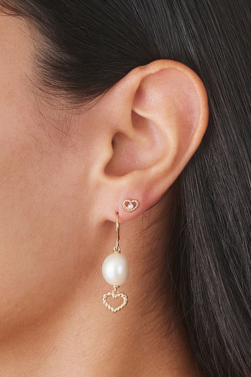 Heart Streamer Pearl Drop Earring