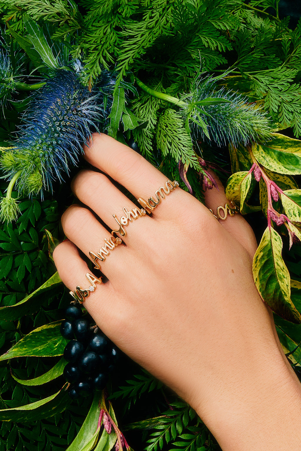 Custom Word Ring – Alison Lou